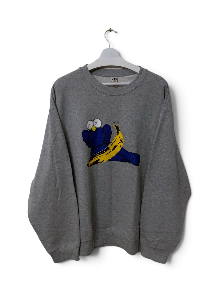 KAWS X UNIQLO CREWNECK